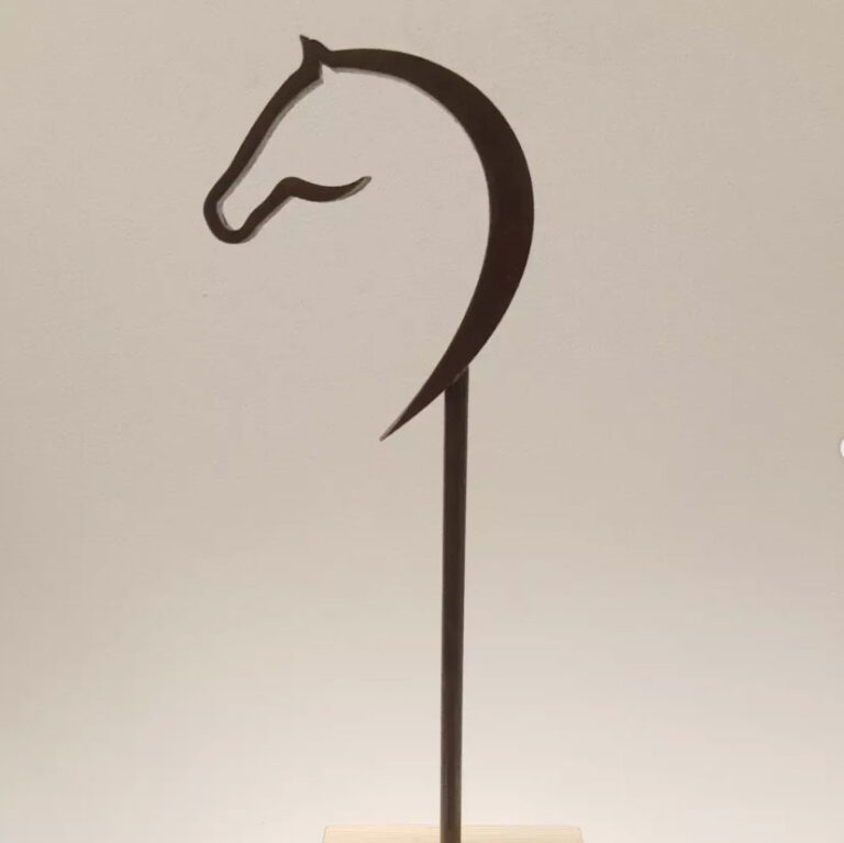 Diseño de Gamero Gil del nuevo Trofeo de la Feria del Caballo y el Toro de Badajoz (IFEBA)